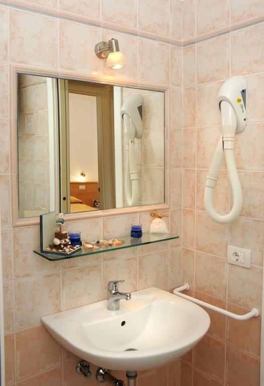 Residence Corallo Caorle Quarto foto